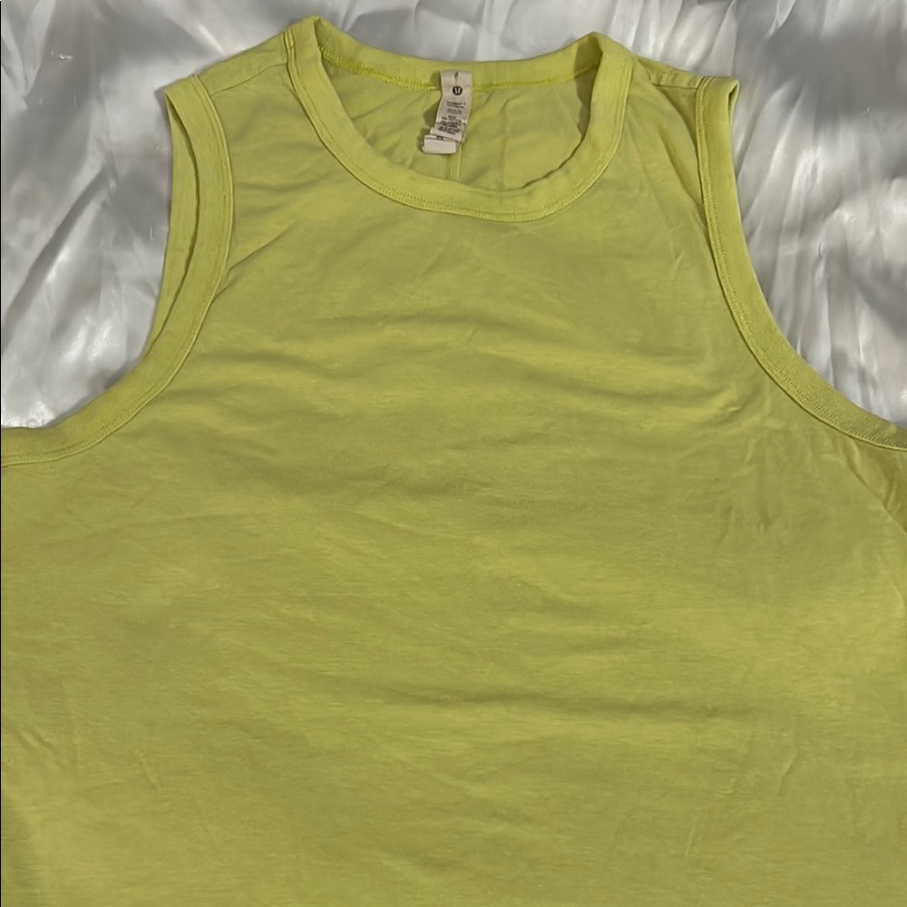 Lululemon  Sleeveless Crop Tee